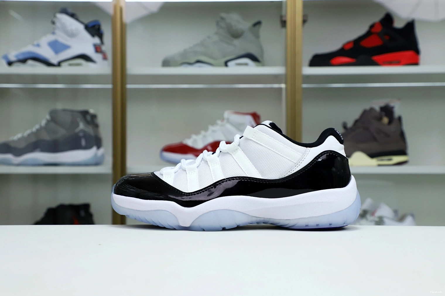 CONCORD RETRO LOW AIR JORDAN 11 0729
